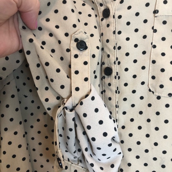 Notations Long Sleeve with Roll Tab  Button Down Blouse. Polka Dot Size XL - Picture 4 of 9